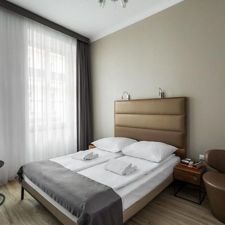 G12 Aparthotel Красков Екстериор снимка
